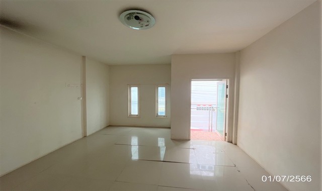 ขายอาคารพาณิชย์ใกล้ แก้วมินิมาร์ท อ.เมือง จ.สุราษฎร์ธานี PKK04-04731