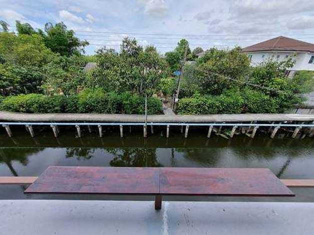 ขายบ้านเดี่ยว โครงการหมู่บ้าน ดิเอ็นเทอร์. (The Enter ) ซอยกาญจนาภิเษก39 แขวงดอกไม้ เขตประเวศ จังหวัดกรุงเทพมหานคร  