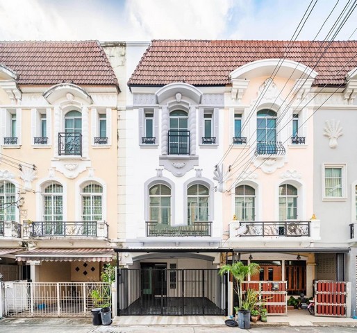 S2465 ขายทาวน์โฮม 3 ชั้น โครงการบ้านกลางเมือง มอนติคาร์โล รัชวิภา รีโนเวทใหม่ ใกล้ตลาดบองมาร์เช่