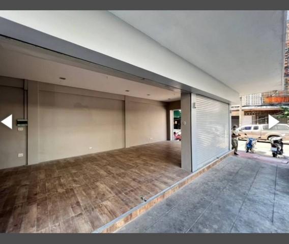 EPL-HR2789 ให้เช่าอาคาร 4ชั้น ย่านถนนพลับพลาไชย ถนนบำรุงเมือง ป้อมปราบศัตรูพ่าย พื้นที่ใช้สอย 200 ตารางเมตร ทำเลดีใจ จอดรถได้หลายคัน