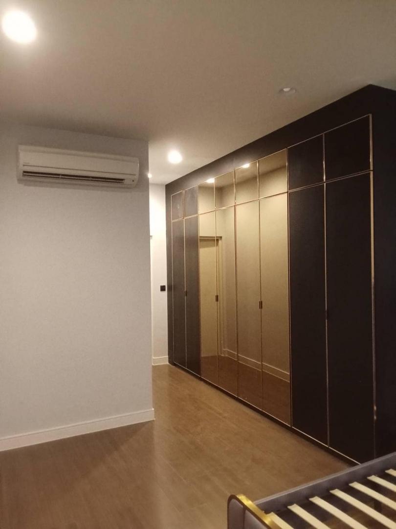 ให้เช่าบ้านเดี่ยว 2 ชั้น ซอยกรุงเทพกรีฑา15ทับ1 หมู่บ้านเศรษฐสิริ กรุงเทพกรีฑา  พื้นที่สอย 195 ตรม. 3 ห้องนอน 3 ห้องน้ำ ใกล้โรงเรียนนานาชาติ