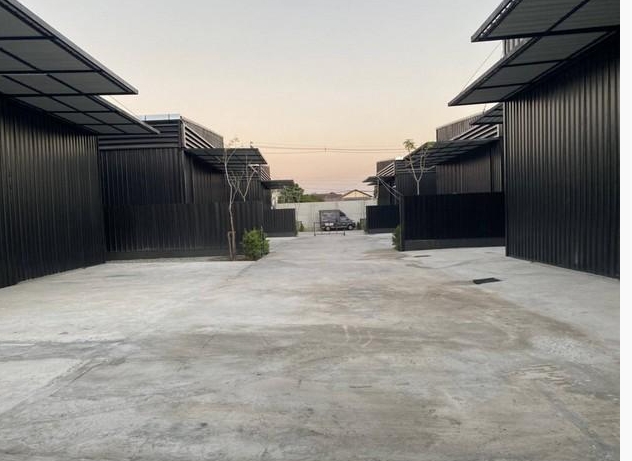 ให้เช่าโกดัง ลาดพร้าว71  ซอยสังคมสงเคราะห์  เนื้อที่ 120 ตรว ใกล้เซ็นทรัลอีสวิลล์