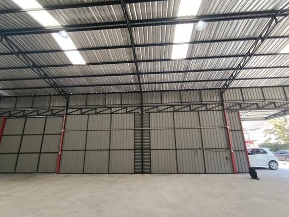 ให้เช่าโกดัง ลาดพร้าว71  ซอยสังคมสงเคราะห์  เนื้อที่ 120 ตรว ใกล้เซ็นทรัลอีสวิลล์