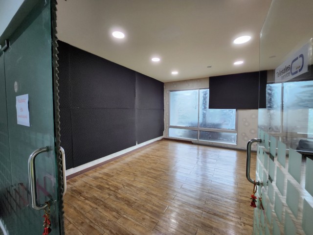 ขายอาคารพาณิชย์  :  บี สแควร์ พระราม 9-เหม่งจ๋าย กรุงเทพมหานคร