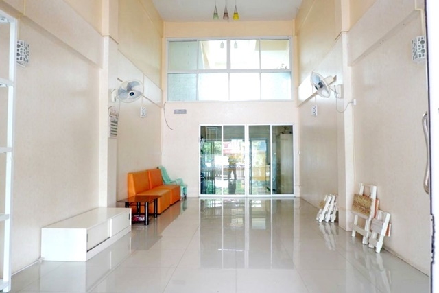 ให้เช่า-ขาย อาคารพานิชย์ 3 ชั้นครึ่ง ตลาดลุงเพิ่ม ทำเลดีและโดดเด่น มีดาดฟ้า 22ตรว. 222ตรม. 2นอน 2น้ำ 2แอร์ 2จอดรถ 