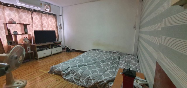 ขายพร้อมผู้เช่า อาคารพาณิชย์ 4 ชั้น ซ.จรัญสนิทวงศ์ 28/7  : 14 ตร.ว. 181 ตร.ม., ใกล้ MRT ไฟฉาย 350 ม.