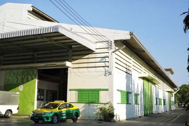 BST540 ให้เช่าโกดังพร้อมออฟฟิศ 750 ตร.ม. รับน้ำหนักได้ 5 ตัน ติดถนนใหญ่ลาดกระบัง ใกล้สนามบินสุวรรณภูมิ