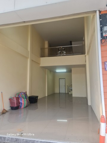 ขาย โฮมออฟฟิศ ใจกลางเมืองปทุมธานี Renovate ใหม่สวยๆ ราคาเพียง 8.5 ลบ. ทำเลดีมากติดถนน 6 เลน มีที่จอดรถ