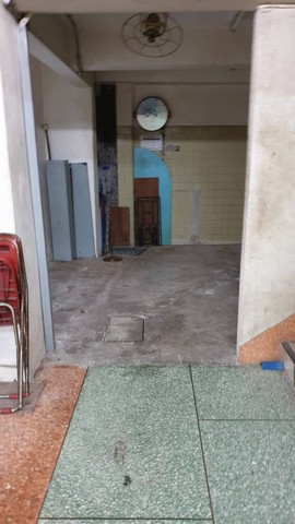 ขาย / ให้เช่า สำหรับเป็นสำนักงานใกล้เยาวราช ย่านวงเวียน 22 ตึกแถว 2 คูหา 5.5 ชั้น