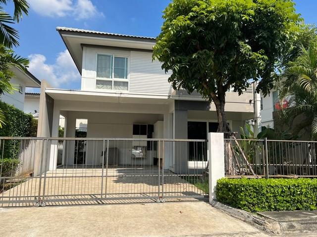 C3951 ขายบ้านเดี่ยว 2 ชั้น โครงการมัณฑนา เลค วัชรพล ย่านวัชรพล ใกล้ตลาดเคหะออเงิน