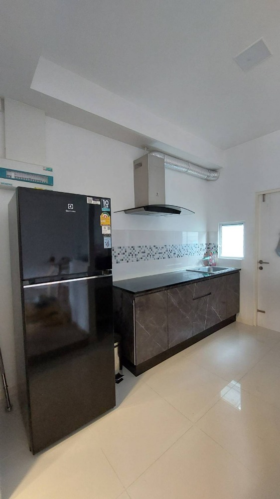 ให้เช่าบ้านทาวน์โฮม เนื้อที่ 22 ตร.ว โครงการหมู่บ้าน Villagio 2 ศรีนครินทร์บางนา ใกล้เมกาบางนา  (อนุญาตให้เลี้ยงสัตว์ได้)