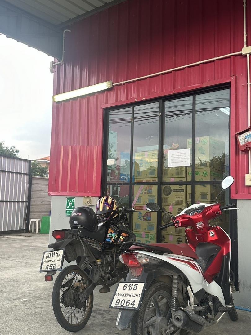 ให้เช่าโกดัง ย่านสายไหม ลำลูกกา สุขาภิบาล5 เนื้อที่ 238 ตร.ว. พื้นที่โดยรวม 900 ตรม. ใกล้BTSคูคต เหมาะสำหรับเก็บสินค้า , กระจายสินค้า 