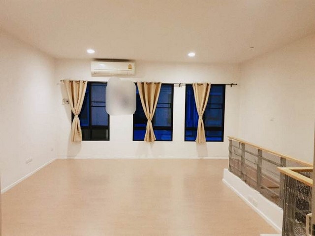  ให้เช่า ทาวน์โฮม บ้านกลางเมืองสุขสวัสดิ์  ทำเลดี ติดถนนใหญ่  ใหล้ทางด่วนมหานคร และ สะพานภูมิพล