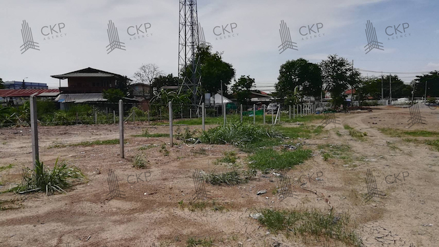 ขาย ที่ดินเปล่า ทำเลดี ใกล้ห้างสรรพสินค้า,หน่วยงานราชการ ใกล้ถนนเมนหลายเส้น ต.พิมลราช อ.บางบัวทอง นนทบุรี