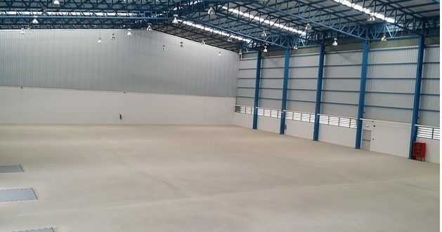 ให้เช่าโกดัง คลังสินค้า  ถนนบางนาตราด กม 19 พื้นที่ 2,880 ตรม. 