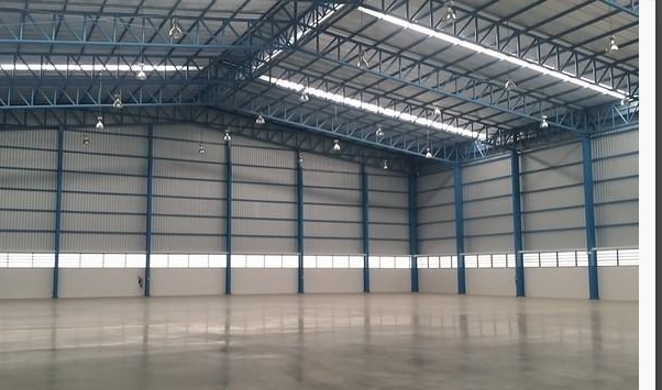 ให้เช่าโกดัง คลังสินค้า  ถนนบางนาตราด กม 19 พื้นที่ 2,880 ตรม. 