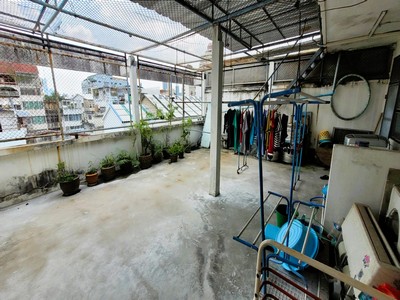 รับค่าเช่าไม่ต่ำกว่าปีละ 2.4 ล้าน เซ้งด่วน!! ตึกแถว 4 ชั้นครึ่ง 2 คูหา ถนนมหาจักร เสือป่า คลองถม แหล่งการค้า คนพลุกพล่าน เหมาะทำค้าขาย