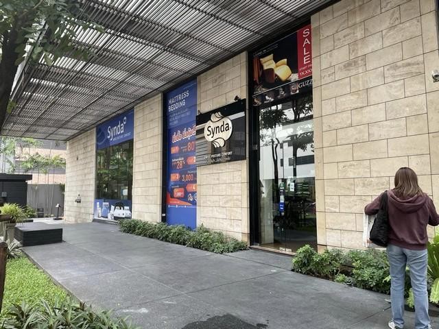 POR3473 ให้เช่า พื้นที่ชั้น 1 อาคาร The emprio place พื้นที่ 220 ตรม. ติดถนน ซอยสุขุมวิท 24 ใกล้ BTS พร้อมพงษ์ 