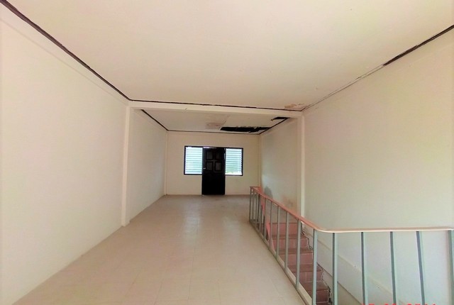 ขายอาคารพาณิชย์   อำเภอบรบือ มหาสารคาม (PKK04-04005)