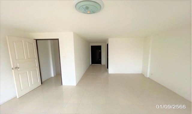 ขายอาคารพาณิชย์ใกล้ บิ๊กซีมินิท่าเรือบางรัก(สมุย)อ.เกาะสมุย จ.สุราษฎร์ธานี PKK04-05816