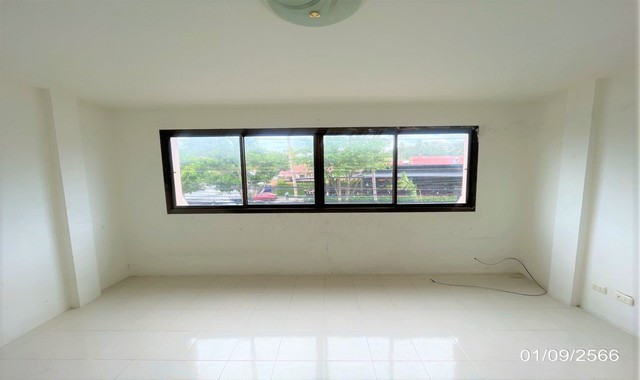 ขายอาคารพาณิชย์ใกล้ บิ๊กซีมินิท่าเรือบางรัก(สมุย)อ.เกาะสมุย จ.สุราษฎร์ธานี PKK04-05816