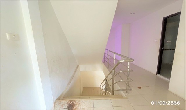 ขายอาคารพาณิชย์ใกล้ บิ๊กซีมินิท่าเรือบางรัก(สมุย)อ.เกาะสมุย จ.สุราษฎร์ธานี PKK04-05816