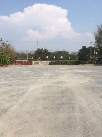 โกดังให้เช่า 1,300 ตารางเมตร  จังหวัด นครปฐม ใกล้ถนนเพชรเกษม ใกล้โตโยต้านครปฐม