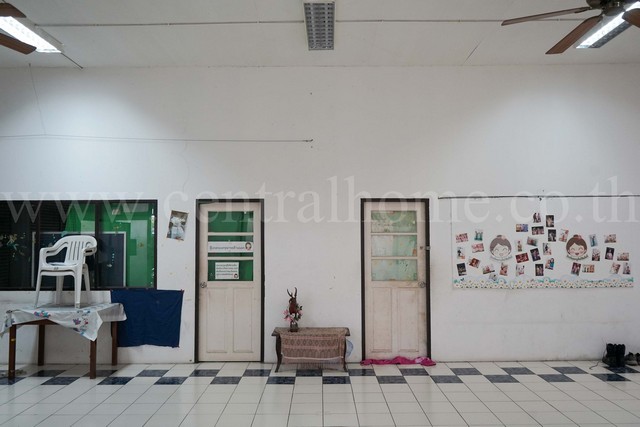 ขายที่ดินใจกลางเมือง ติดถนน เขตดุสิต พร้อมอาคาร 2 หลัง ใกล้ โรงเรียนจิตรลดา