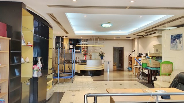 ขาย/เช่า อาคารสำนักงาน+โกดัง 5 ชั้น ซอย รามคำแหง 118 แยก 42-2 ถนน รามคำเเหง แขวงสะพานสูง เขตสะพานสูง,กรุงเทพมหานคร 