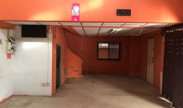 ขายอาคารพาณิชย์  อำเภอเมืองมุกดาหาร  มุกดาหาร (PKK04-05817) 