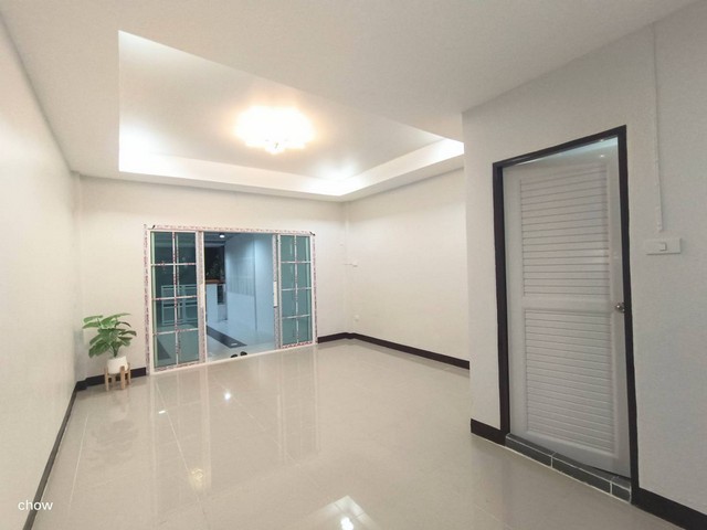 วิโรจน์วิลล์ บางบัวทอง (บ้านกล้วย-ไทรน้อย) บ้านมือสองตกเเต่งใหม่พร้อมอยู่