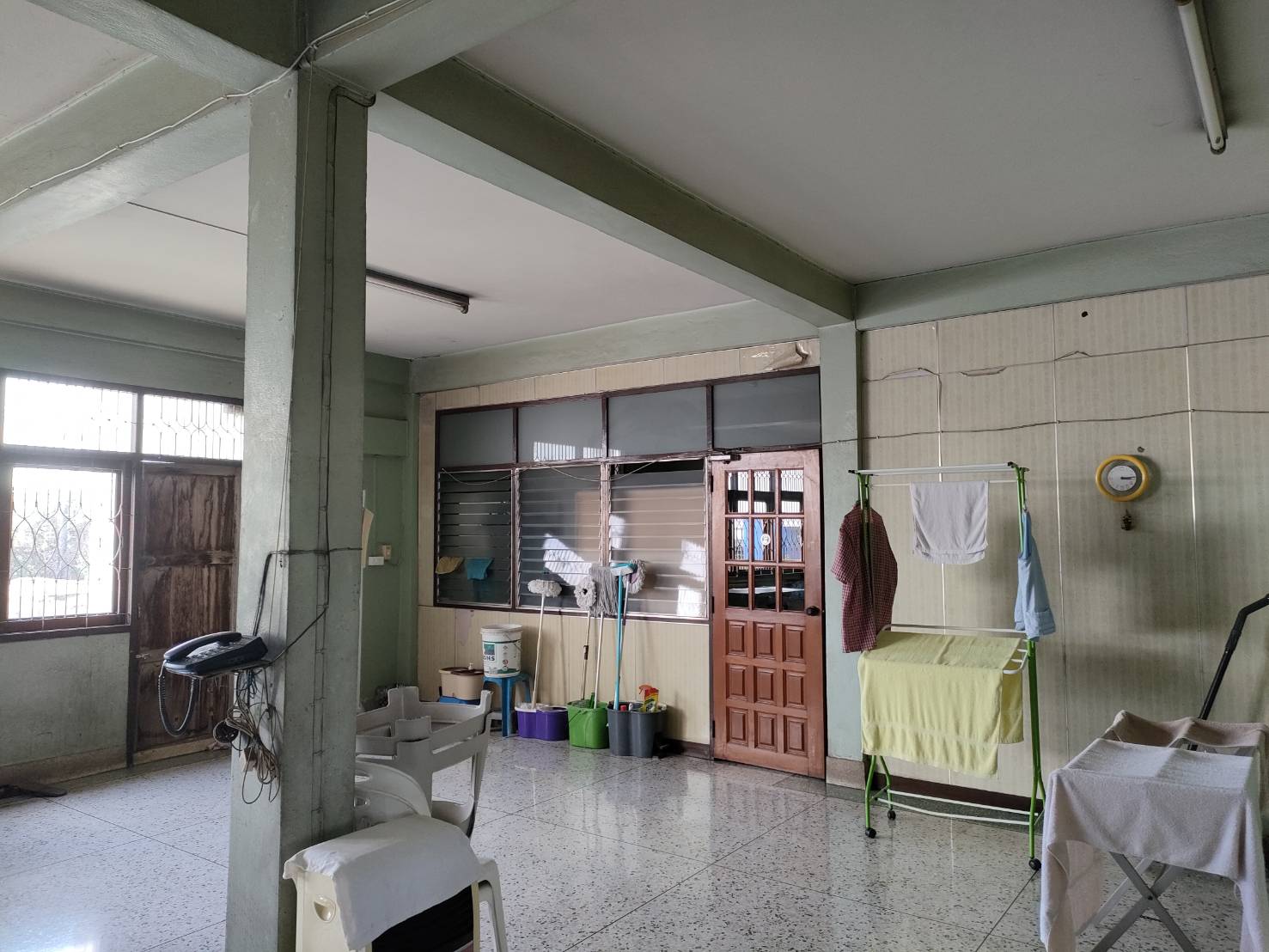 ขาย อาคารพาณิชย์ ทาวน์เฮ้าส์ริมถนน 2 ห้อง ค้าขายดี มีที่จอดรถ MRTหลักสอง เกษมราษฎร์ บางแค เพชรเกษม  กิฟฟารีน โฮมออฟฟิต ใกล้พุทธมณฑลสาย 2 