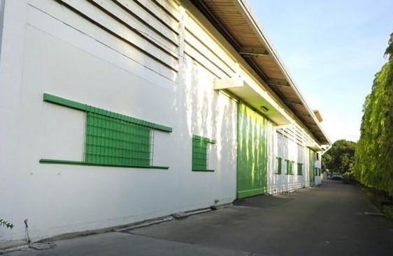 ให้เช่าโกดัง750 ตร.ม.ย่านลาดกระบัง มีออฟฟิศ ใกล้สนามบินสุวรรณภูมิ