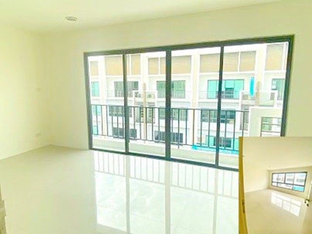 โฮมออฟฟิศ  BRT สะพานพระรามเก้า 24ตรว.ให้เช่าอาคารพาณิชย์4ชั้น 248ตรม. 4นอน 4น้ำ 2จอดรถ 4แอร์ ประชาอุทิศ ราษฎร์บูรณะ 