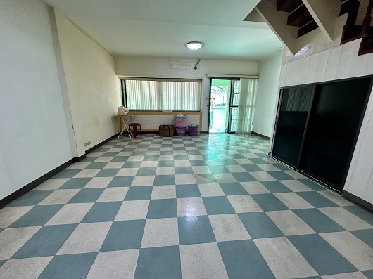 ขายทาวน์โฮม 3 ชั้น  โครงการบ้านกลางเมือง พระราม 9 ใกล้ The Nine