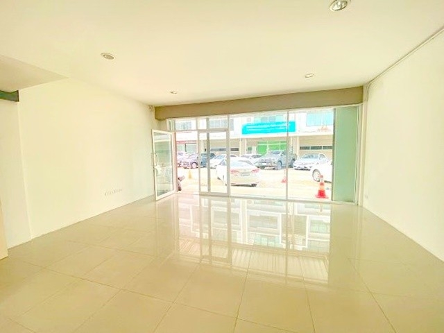 โฮมออฟฟิศ  BRT สะพานพระรามเก้า  ประชาอุทิศ ราษฎร์บูรณะ ให้เช่าอาคารพาณิชย์4ชั้น 23ตรว. 245ตรม. 4นอน 4น้ำ 2จอดรถ 4แอร์