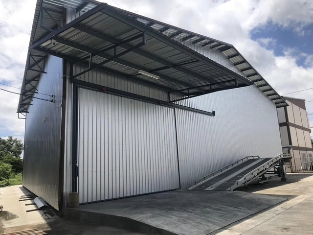 ให้เช่าโกดัง ขนาด 400-800 ตร.ม. เข้าได้ทั้งจากเส้นพระรามสอง บ้านแพ้ว และเศรษฐกิจ1 ถนนบางปลา ได้อย่างสะดวก 