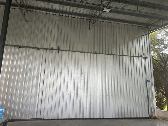 ให้เช่าโกดัง ขนาด 400-800 ตร.ม. เข้าได้ทั้งจากเส้นพระรามสอง บ้านแพ้ว และเศรษฐกิจ1 ถนนบางปลา ได้อย่างสะดวก 