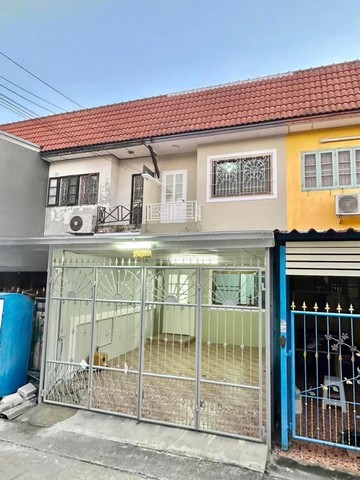 บัวทอง  4  บ้านสวย พร้อมเข้าอยู่  ทำเลดีใกล้ตลาด ในราคาพิเศษ