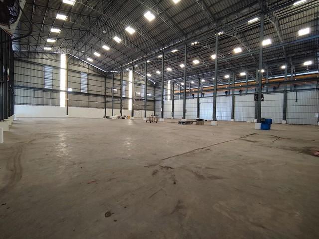 ให้เช่าโกดังพร้อมออฟฟิศ พื้นที่ใช้สอย 1,900 ตารางเมตร ถนนเศรษฐกิจ1 อ้อมน้อย กระทุ่มแบน สมุทรสาคร