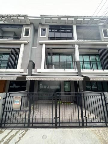 ให้เช่า ทาวน์โฮม 3 ชั้น เนื้อที่ 20 ตารางวา 3 ห้องนอน 3 ห้องน้ำ  บ้านกลางเมืองสุขสวัสดิ์  อ.พระประแดง บ้านเปล่าไม่มีเฟอร์นิเจอร์