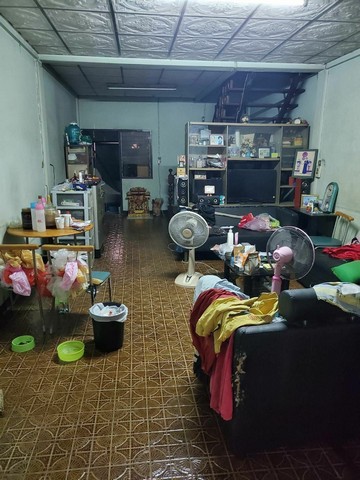 ขายทาวน์เฮ้าส์ 2 ชั้น 652 บ้าน ฉัตรแก้ว ถนน แฮปปี้แลนด์ แขวง คลองจั่น เขต    บางกะปิ กรุงเทพมหานคร 