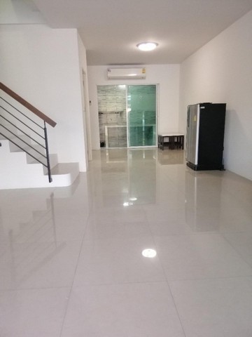 ให้เช่าทาวน์โฮม 2 ชั้น ม.อาร์เค ปาร์ค หทัยราษฎร์ บ้านรีโนเวทใหม่
