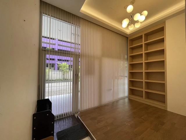 ให้เช่า/ขายสำนักงาน พื้นที่ใช้สอย 68.85 ตรม. อาคารสาธรเฮ้าส์  BTS สุรศักดิ์ (สาทรเหนือ) แต่งสวย พร้อมเฟอร์นิเจอร์