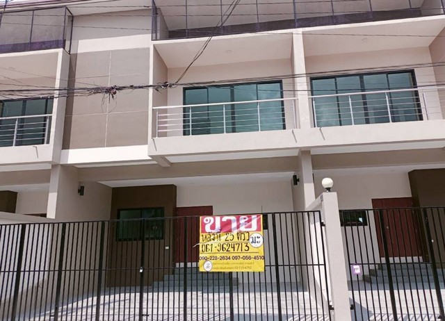 ขาย ทาวน์โฮม 28.4 ตารางวา  ตำบลหนองปลิง อำเภอเมือง จังหวัดนครสวรรค์   ZK214 
