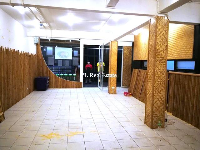  ให้เช่าร้าน ชั้น 2 โครงการ The Hub ย่านสะพานควาย - อารี  ถนนพหลโยธิน