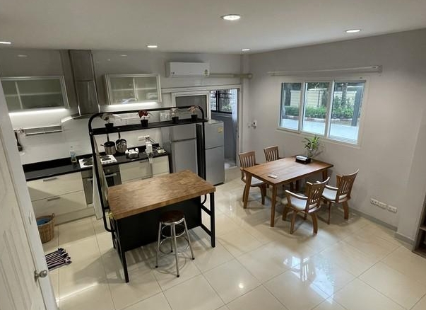 ให้เช่าทาวน์โฮม 3 ชั้นหลังมุม บ้านกลางกรุงแกรนด์เวียนนา - พระราม 3 ใกล้เซ็นทรัลพระราม 3 เฟอร์พร้อมอยู่