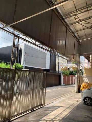 BST543 ขายโรงงานผลิตอาหาร เนื้อที่ 126 ตรว.ซอยสมเด็จพระเจ้าตากสิน ใกล้รพ.สมิติเวช ธนบุรี 