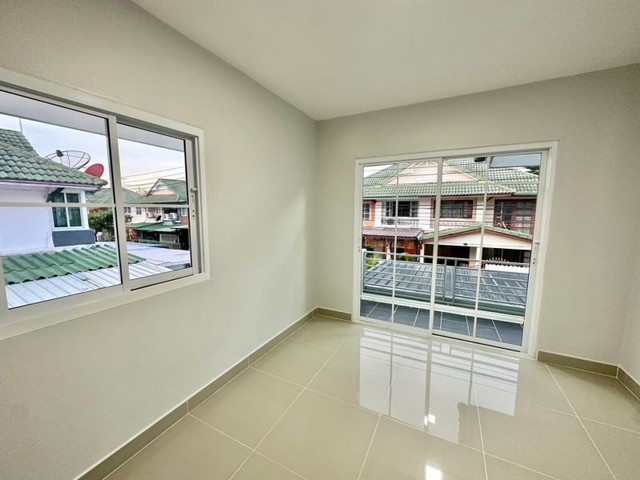 หมู่บ้านพฤกษา 14Aซอย 5 ซอยวัดลาดปลาดุก บางบัวทอง ใกล้เซ็นทรัลเวสต์เกตรถไฟฟ้าสายสีม่วง ตลาดบางใหญ่ ใกล้บิ๊กซีโลตัส แม็คโคร