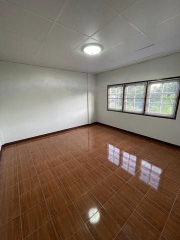 POR3491 ขายทาวเฮ้าส์ ลาดพร้าววังหิน 65 เขตลาดพร้าว ใกล้โลตัสวังหิน Plaza Lagoon หน้ากว้าง 7 เมตร แพดานสูง 2.8 เมตร โปร่งสบาย Renovate ใหม่ 